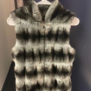 Fabulous Furs Luxurious Faux Fur Vest